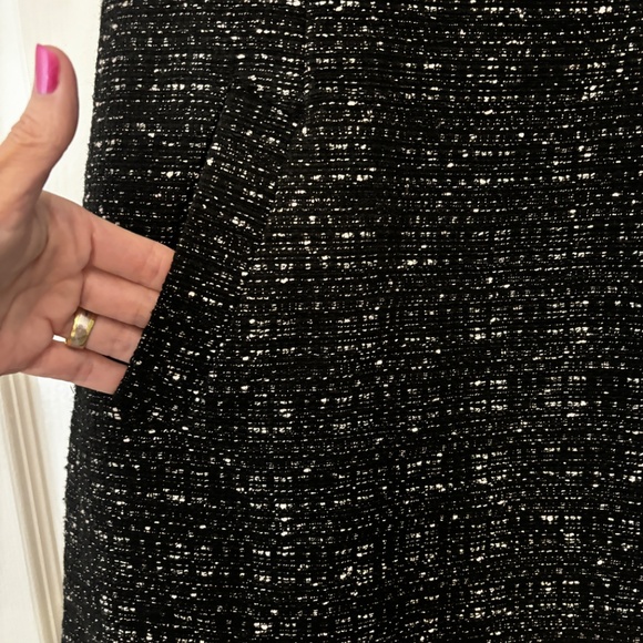 Banana Republic Metallic Tweed Dress w/ Pockets! - Size 2P - Picture 8 of 11